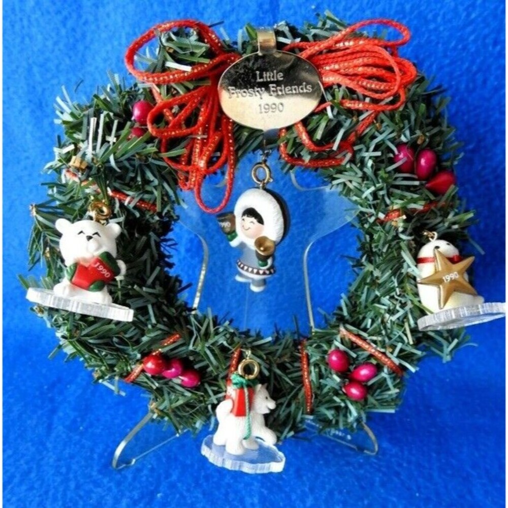 HALLMARK Memory Wreath Ornament